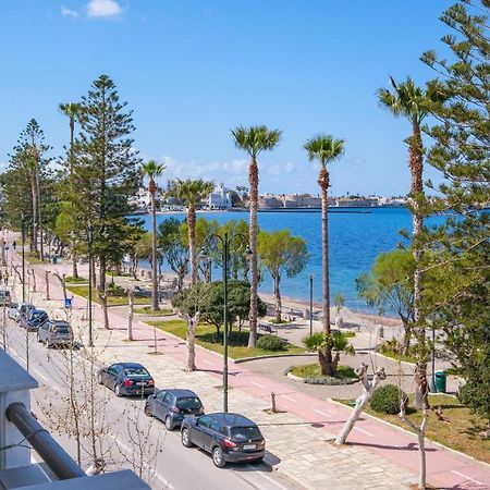 Seaside Apartments Ampavris Bagian luar foto