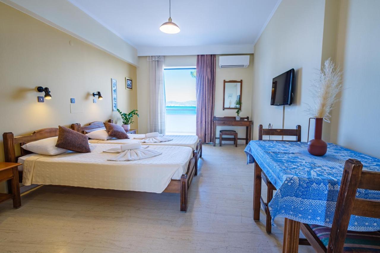 Seaside Apartments Ampavris Bagian luar foto